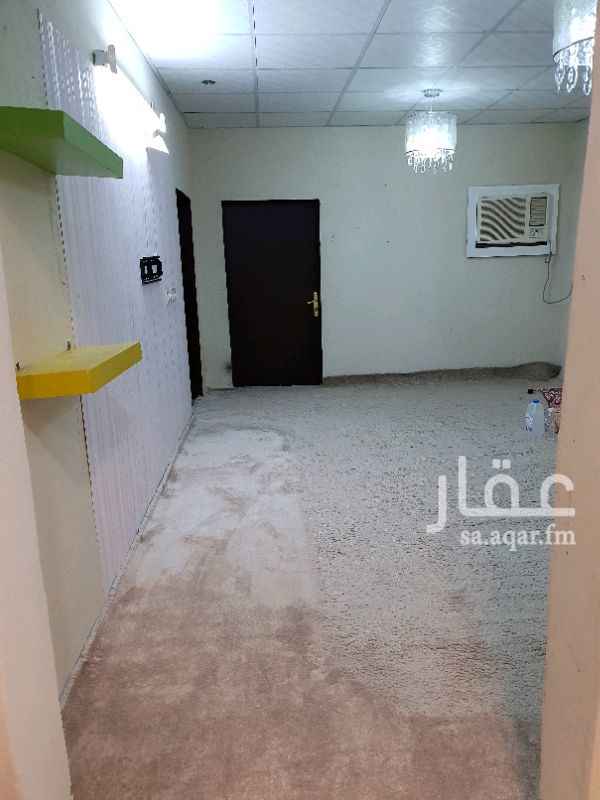 1378941 استراحة مكونة من مجلس وصابة ومطبخ وحمام
مؤثثة بالكامل
يوجد فيها عداد كهرباء
