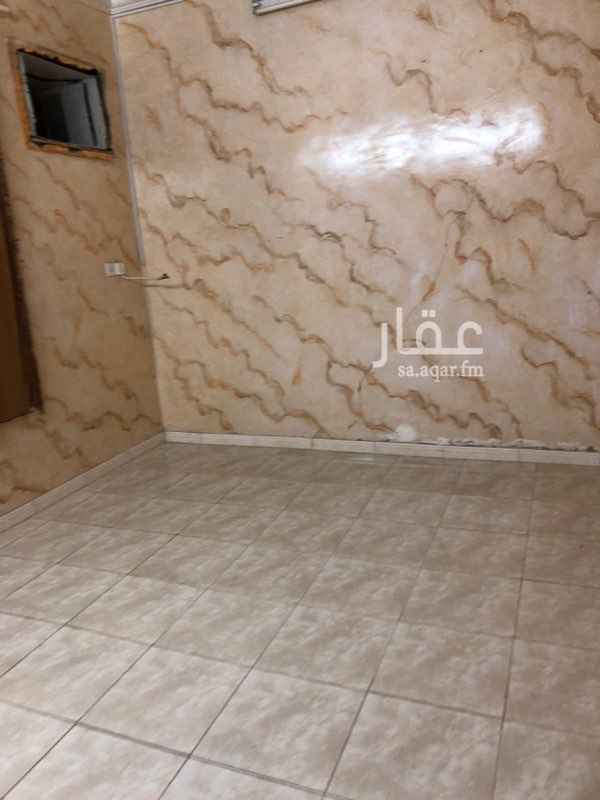 1445700 شقة دور تسوية بدورم
اربع غرف وصالة دورتين مياة ومطبخ
الموقع
21°21'44.6"N 39°49'38.2"E
https://goo.gl/maps/G886KoddbqS2