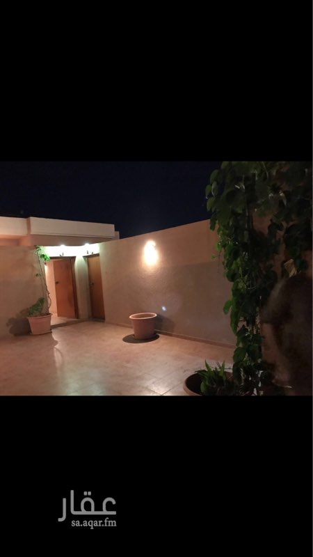 600542 موقع مميز جداً للاستثمار طريق الهداء
عباره عن ٤ شاليهات
عدد ٢ ( ٣ غرف وصاله ومطبخ وعدد ٢ دورة مياه ومسطحات خضراء )
عدد ٢ ( غرفه وصاله ودورة مياه ومطبخ وحوش )
العمر ٥ سنوات
مؤثثه ونظيفه جداً
ملاحظه ( الموقع يتم تاجيره بإستمرار ولله الحمد )
البناء شخصي ومضمون
عدد ٤ عدادات كهرباء
سوم مليون
