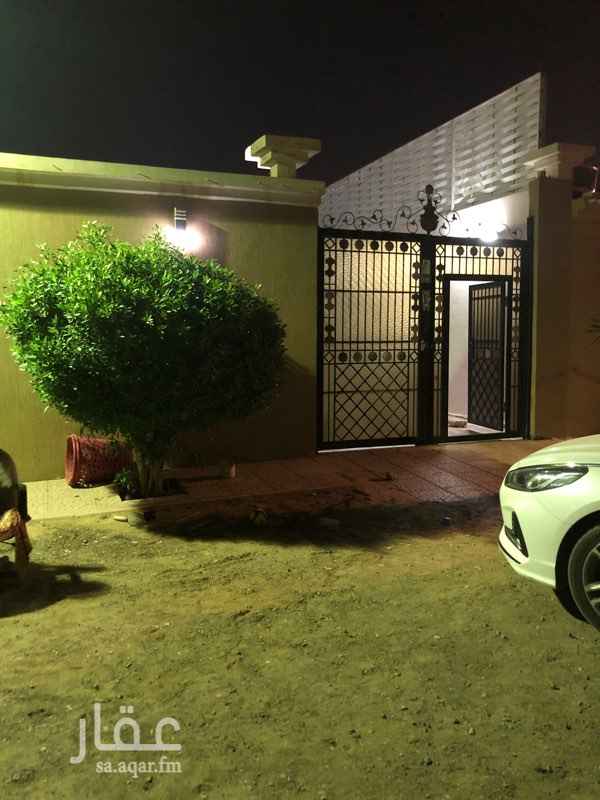 1762494 استراحه مشب ٦*٨ ومجلس ٧*٩ ومقلط ٦*٨ وغرفه ٤*٥ ومطبخ ٤*٤ ودورتين مياه جميع المكيفات راكبه وشغاله والمطبخ ثلاجه وفرن وادارج وحوش كبير مسطحات خضراء