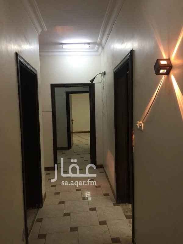 1284943 دور من ٤ غرف
٣ دورات مياه
واجهه حجر
ارضيات سيراميك