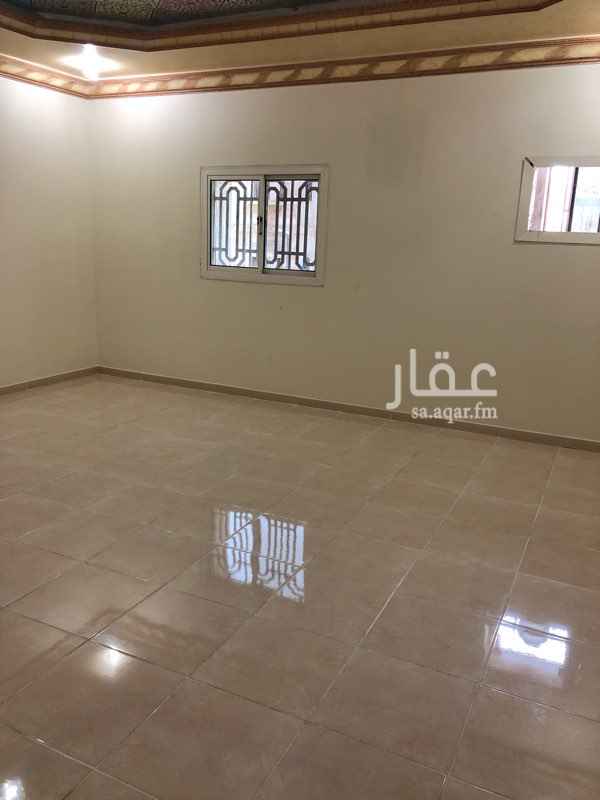 1669250 شقة مكونة من
غرفتين
مخزن
حمامين
التواصل عبر الواتس اب 0555130722