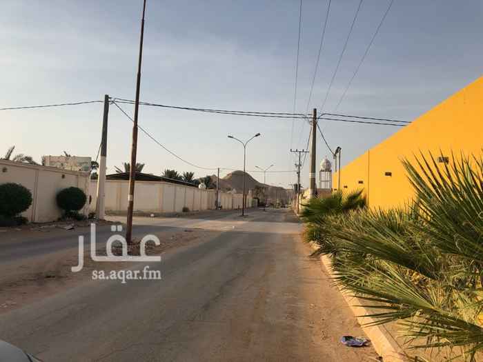 1679750 للبيع استراحة شارعين شمالي وغربي
تحتوي تحتوي على ( مسبح / ملحق خارجي عظم تحت الانشاء / المبنى دور واحد يحتوي على : مطبخ +صاله + ٣ غرف نوم + غرفة طعام + ٣ دورات مياه )
مكيفة جميعا اسبليت
المنطقة متوفر فيها مويه