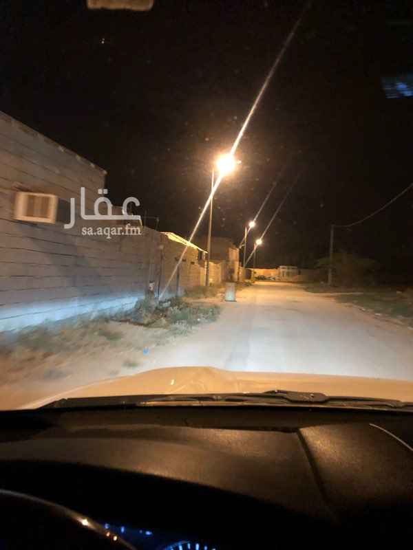 1184452 السوم 95 ريال للمتر الموقع غرب جامع القاع البارد تفتح على شارع شرقي