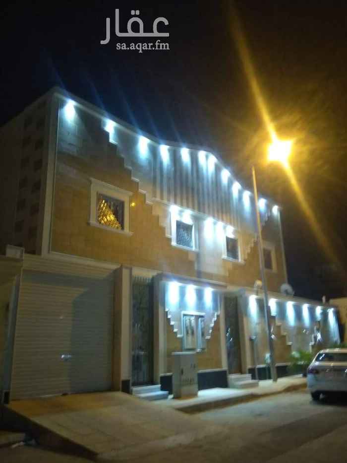 1741765 شقه مكونه من ٤ غرف وثلاث دورات مياه ومدخلين رجال ونساء
للتواصل مع المالك
0503121458