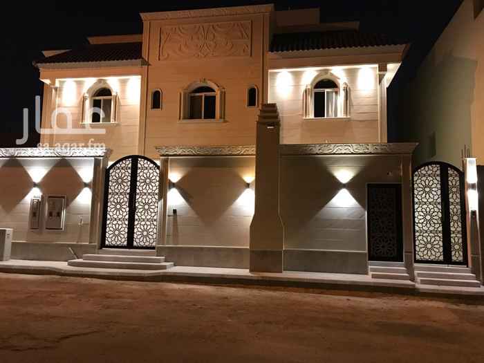 1698179 شقة جديدة مكونة من غرفتين نوم وصالة ومجلس ومطبخ مفتوح
ودورتين مياة
وغرفة غسيل ملابس مستقلة
مطبخ راكب
مكيفات راكبة
غاز مركزي
