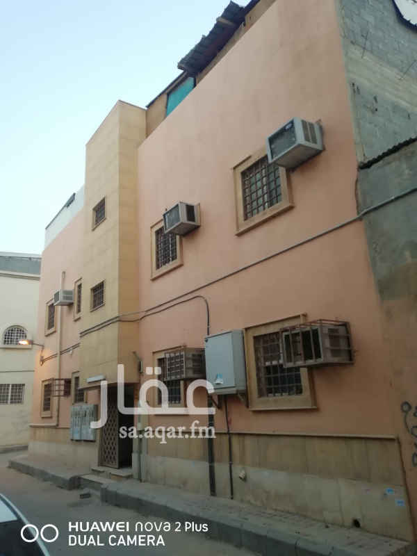 1381274 عمارة للبيع
مكونه من 4 شقق وملحقين
فرصة للاستثمار
عائد مناسب
الحد 650000 ر س
الدخل السنوي 44250 ر س
عمر العقار 12 سنه
حي عتيقة قريب من اسواق القدس