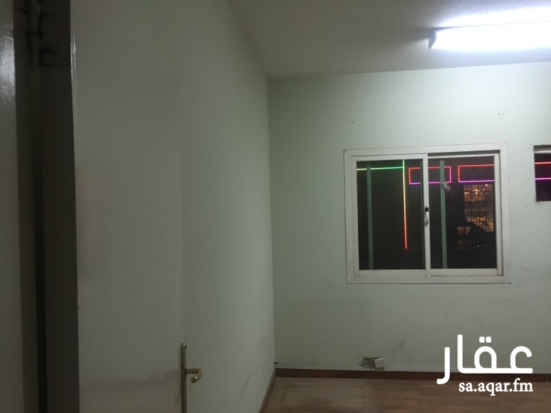 350610 مكاتب للايجار الملز مقابل حديقة الملك عبدالله
يوجد مكاتب من غرفه وصاله ودورة مياة ومطبخ
ومكاتب من غرفتين وصاله ودورتين مياه ومطبخ ب25 الف ريال