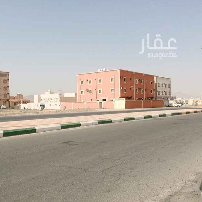 1685805 شقة جديدة عوائل للإيجار بمخطط لزمة شرق أحد رفيدة مقابل مدرسة بنات ابتدائية
مكونة من مدخلين
قسم الرجال
مجلس رجال كبير
مقلط تحضير للرجال
حمام للرجال
قسم النساء
مجلس نساء
صالة للنساء
غرفة نوم رئيسية مع دورة مياه
غرفة نوم إضافية
مستودع
حمام للنساء
خزان الماء مستقل و عداد الكهرباء مستقل