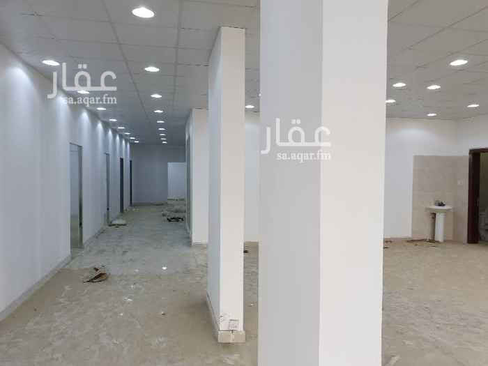 1684388 معرض فخم مجهز بالديكورات ومرخص عيادات او صيدلية
مساحته ٢٨٠ م
سيم 100,000 بالسنه
مطلوب 110,000 بالسنه
مع اعطاء شهر مجاني
للتواصل 0555250322