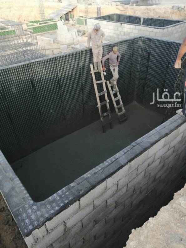 1694307 للبيع بمخطط القيروان قيت… ارض زاوية جنوبية 15غربية20 موقع مميز جدآ بها ارتواز عمق 100متر . تم حفرها وبناء خزانين مع العزل صغير 3*5 للبير (ارتواز) وخزان كبير 5*7 وتم صب نظافة القواعد ووضع الحديد .. ولظروف صحية للمالك توقف العمل وتم عرضها للبيع ..المخططات كاملة جاهزة والرخصة ..عبارة عن دور ارض مع ملاحق 309 ودور اول 279 وملاحق علوية 132 ويوجد مصعد ومدخلين سيارة وحديقة بالإرتداد الشرقي .. ملاحظة .يمكن تغيير المخطط حسب الرغبة لانه لم يتم اعمال الصب حتى الآن ..