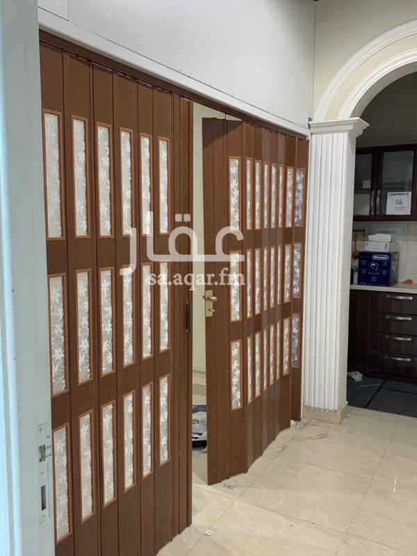 1558244 مكتب للتقبيل في شارع خالد بن الوليد بمجمع التميمي
ايجار المكتب ٤٧ الف ريال
مساحة المكتب ١٣٠ متر مربع