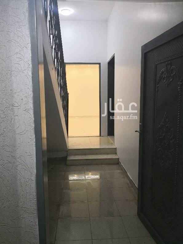 1565501 شقة ارضية في الجبيلة
تشطيب راقي جدا ، اسقف جبس ، مطبخ راكب
مدخلين ، واحد مستقل و اخر مع باقي السكان
حوش
مجلس + صالتين ، صالة طعام مفتوحة على الصالة الرئيسية + غرفتين نوم و حمامين