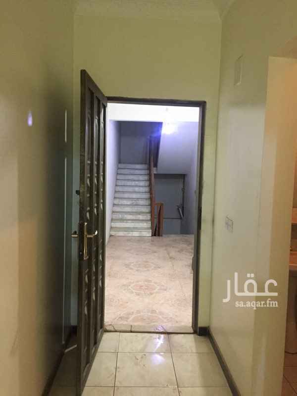 1418841 الموقع:العريجاء الأوسط-غرب نادي الهلال-قريب من مستوصف الفارابي -على طريق الامير مساعد
الحي مكتمل الخدمات من مدارس ومسجد وسوبرماركت
مواصفات الشقة:
الفيلا عمرها 23 سنة تقريبا"-عدادكهرب مستقل-الشقةله مدخل واحد-مجلس 4*4 ارضيه بلاط-2غرف نوم كل غرفه مساحتها 4*5 أرضية فينيل -2 دورات مياه-مطبخ 4*4- صاله 4*4سيراميك
الايجار: 12500﷼(الدفع كل ثلاث أشهر)
للأستفسار ج:0555281107 أبوسليمان واتس فقط
السعدون للعقارات
وسيط معتمد من إيجار
