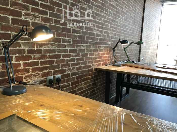 1694504 مكتب فاخر للتقبيل مؤثث بشكل كامل جديد في عمارة جديدة تشطيب راقي في الدور الاول لم يستخدم مساحته ٧١ متر مربع واجهة أمامية زجاجية مجهز بدورتين مياه منفصلتين للرجال والنساء يقع على تقاطع طريق انس بن مالك مع عثمان بن عفان الاجار ٢٨٤٠٠ ريال
قيمة الأثاث والديكور ٥٠ ألف ريال
للتواصل واتس فقط ٠٥٥٥٢٩٢١٥٤