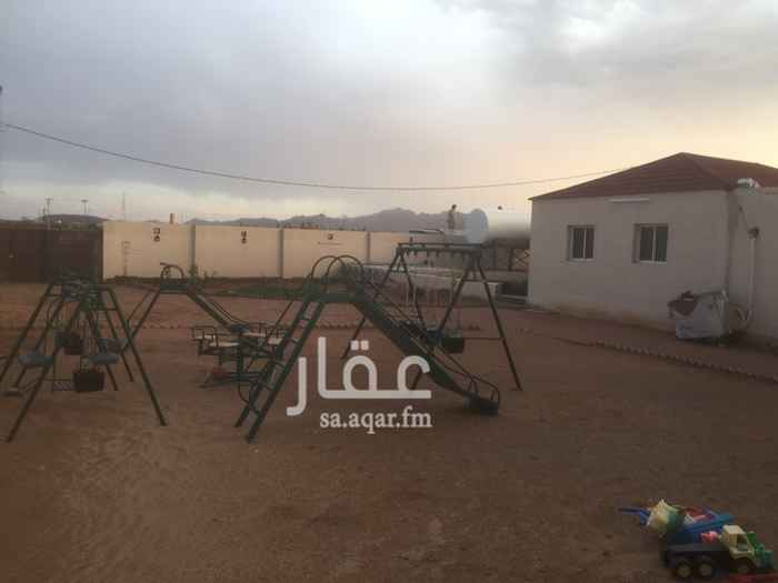 1640044 استراحة قسمين مفروشة ومؤثثة يوجد بها مزروعات مثمرة تين وايمون وبرتقال وغيرها الكثير. بدون صك يوجد وثائق وكروكي وجاهزة لتقديم الصك باسم المشتري الموقع ابيار الماشي قريب من كبري العشيرة