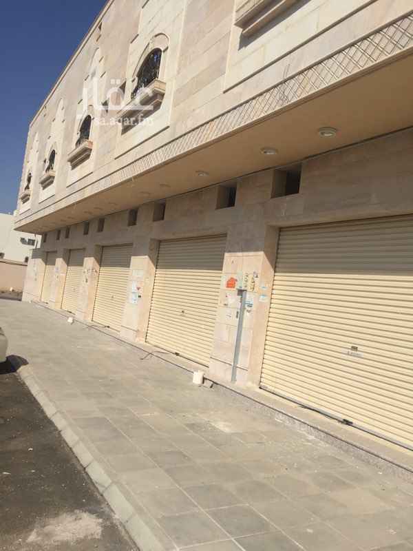 718422 ٥ محلات جديدة على شارع الملك سعود بالعزيزية مطلوب بكل محل 20 الف الشارع عليه حركة