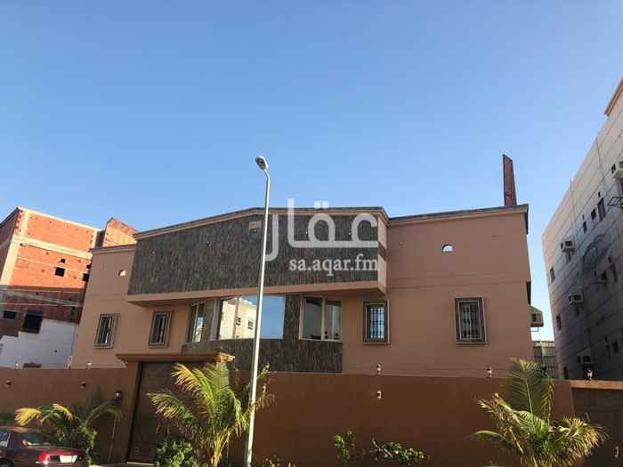1403059 عماره على نظام فيلا اساسات 7 ادوار ويوجد شقتين في الجهه اليمنى من الفيلا ومن الجهه اليسرى مجالس بالدور الارضي ودرج داخلي الى الدور الاعلى الدور الاعلى يوجد 6 غرف نوم + مقلط + صالون نسائي مطل قزاز
السطوح يوجد به غرفتين وحمام ومركاز