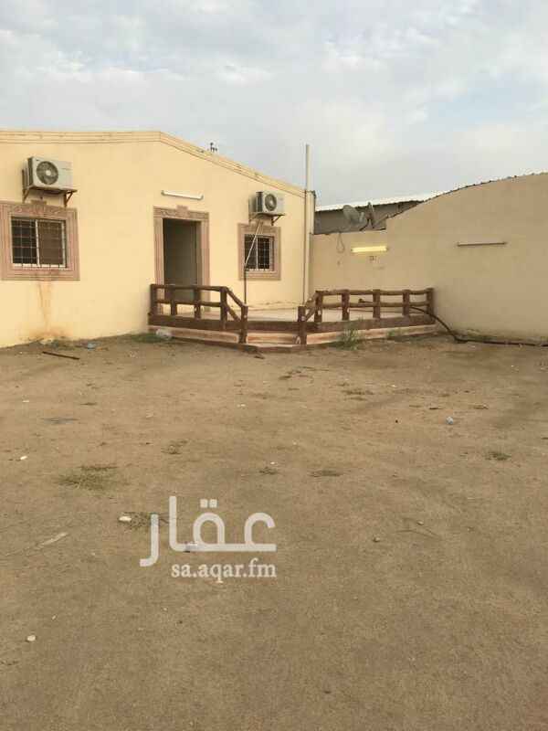 1207551 الموقع بداية طريق الخواجات من جهة عرفة
منطقة هجرة ال رده سمار
المساحة ٧٥٤ م
شارع واحد بعرض ١٢ متر
الصك واقف على الشهود
السعر ٣٠٠ الف قابل للتفاوض