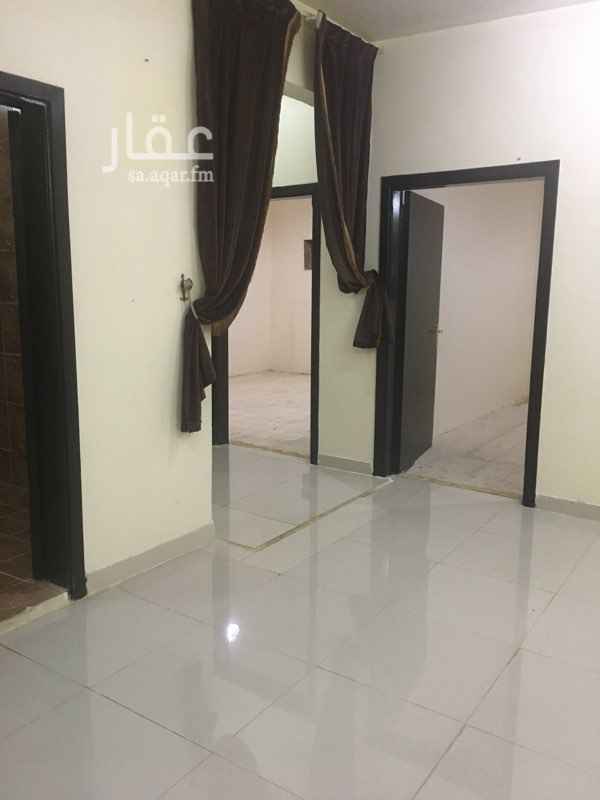 1750452 شقه دور ثاني شارع 20 غرفتين نوم صاله مجلس دورتين مياه مطبخ