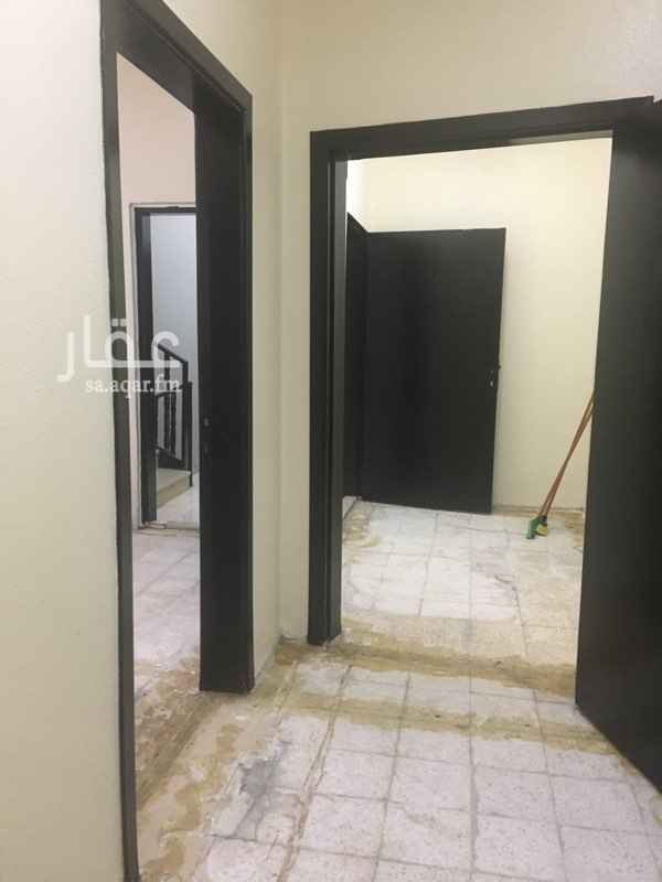 1750471 مجلس مقلط صاله دورتين مياه غرفتين نوم.