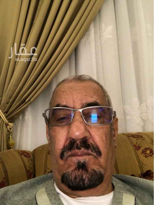 1510063 كانت مؤجرة بعقد سنوي ايجار400 الف الدفع مقدما. كانت مستغله لكبار المهندسين في الشركة.
الدور الواحد 4 شقق في الدور الواحد عدد 4 غرف و3حمام ومطبخ وصالة. خزان ارضي و خزان علوي شبكة الماء والصرف الصحي متوفرة.