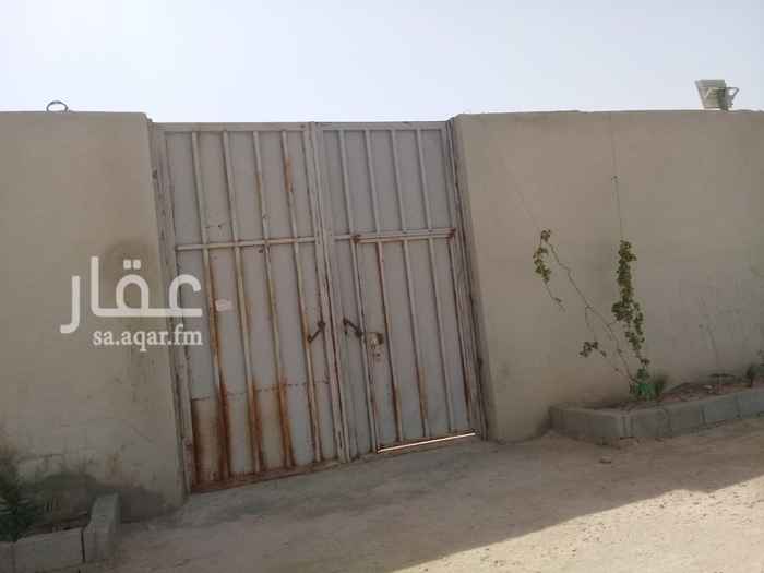 1458067 استراحه مكونة من غرفة وحمام ومطبخ الاعمار شخصي يوجد خزان مياه ارضي وصرف صحي يوجد مولد كهرباء 25 كيلو وات
قابل للتفاوض