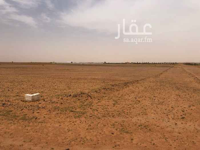 1528901 ارض زراعية مكونة من ٤ قطع رأس بلك شرقي. ارض مستوية وخصبة. كان فيها رشاش محوري لزراعة البرسيم.
مشهور بكثرة وعذوبة المياه و خصوبة التربة.
السعر قابل للتفاوض اذا تم شراء الاربعة قطع