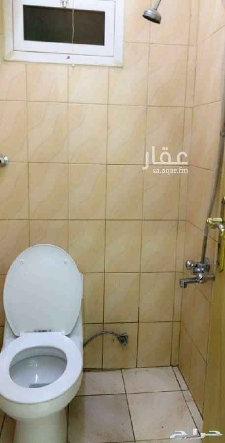 1760851 شقه عوائل في فله سكنيه في اليرموك الغربي تتكون من 3 غرف صاله 2 دورات مياه مستودع و مدخلين يوجد مطبخ راكب عداد مشترك اتجاه الفله شرقي وقريبه من المترو واطياف مول ومدارس التنوير الاهليه الاستفسارات واتس اب 18500 قابل لتفاوض للعوئل الصغيره والمعاريس