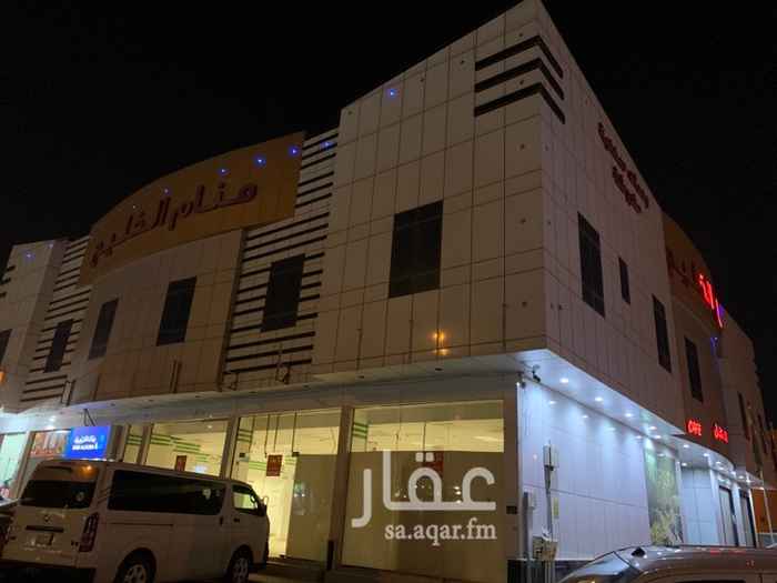 1673522 السوم 6 مليون ونصف عمارة راقية وموقع جيد حسب اللويكشن المرفق 22 شقة و6 محلات ايجارها الام 630 الف من غير 4 محلات فاضية وكان ايجارها قبل تفضى المحلات 800 الف ريال كاملة..