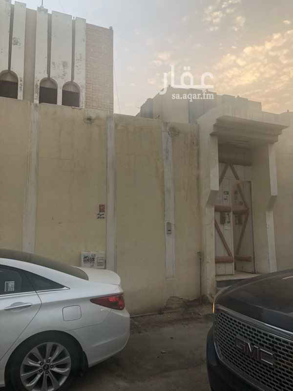 1401190 دور علوي للايجار مدخل خاص