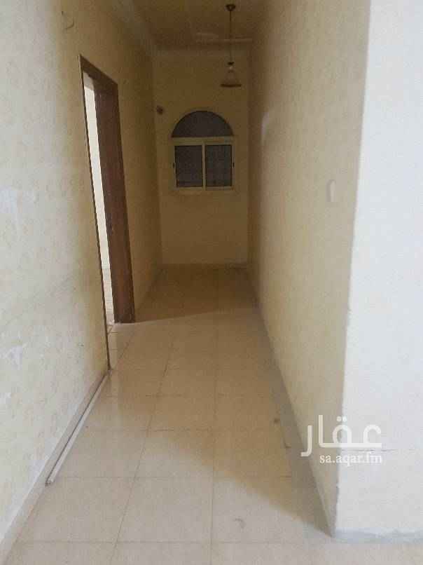1536908 شقة نظيفة بالدور الأول قريب خريص موقع متميز
مجلس وصالة وغرفتين نوم و٢ حمام ومطبخ راكب
الايجار ١١ ألف ريال دفعتين غير قابل للتفاوض لا يوجد دفع شهري
النسيم الغربي شارع الأربعين خلف موبايلي
للاستفسار مجموعة الزومان للعقارات شارع عبد الله بن مسعود ٣٠قصمان ٠٥٥٥٤٦٣٩٣٠