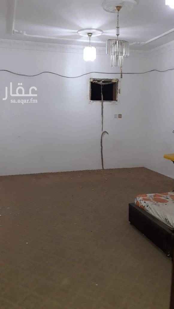1545753 شقة بالدور الأول نظيفة قريب خريص والمعارض عمر البيت أقل من ١٠ سنوات
مجلس وصالة وغرفة نوم وحمام ومطبخ
الايجار ١٠ ألف ريال دفعتين غير قابل للتفاوض
النسيم الغربي شارع عبد الله بن مسعود ٣٠قصمان خلف ميد
////////////////////////////////
للاستفسار مجموعة الزومان للعقارات شارع عبد الله بن مسعود ٣٠قصمان مقابل مسجد الذياب ٠٥٥٥٤٦٣٩٣٠