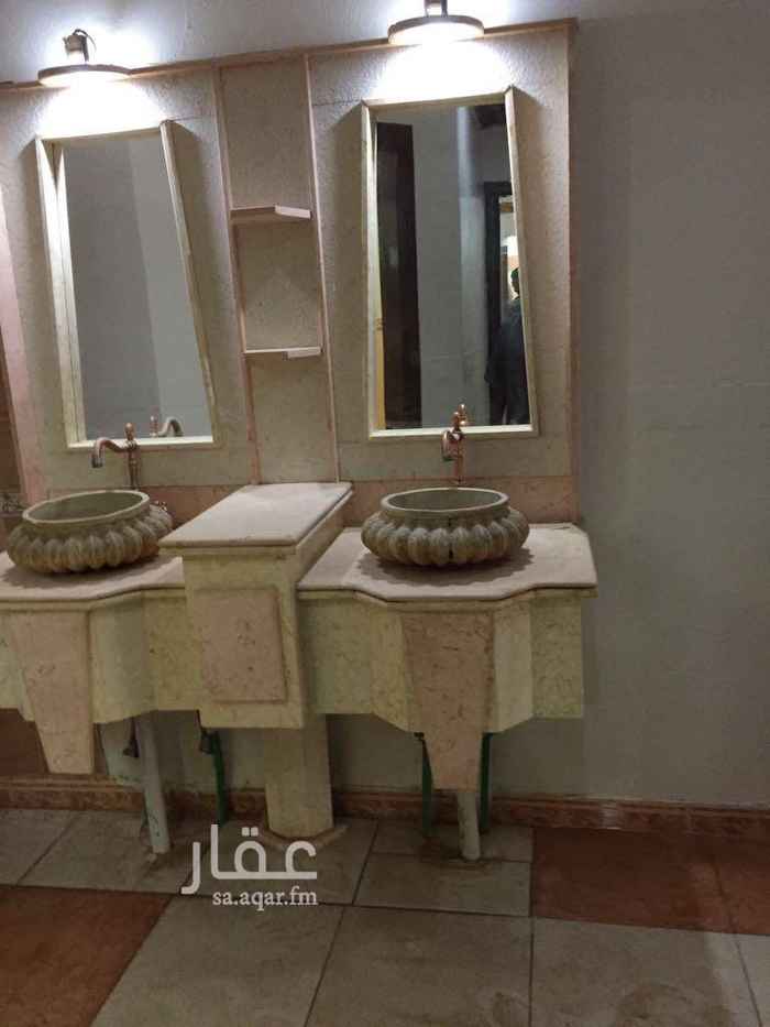 1755174 ٤ غرف
البيع صافي
فيها حوش
مدخل واحد مشترك