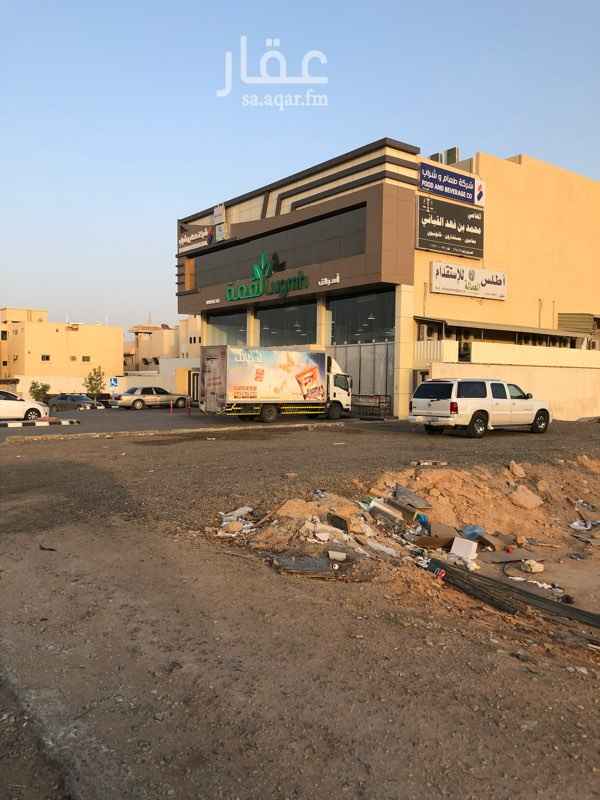 1142781 للبيع عماره تجارية في عرقة طريق مشعل بن عبدالعزيز
مكونات العماره : صالات ومكاتب
المساحة 1250م شارع 40م شمالي و20م شرقي
عمر العقار سنتين
العماره مؤجره بالكامل ب300 الف كل سنة دفعة واحدة
لمدة 18 سنة
سوم 5 مليون والحد 6 مليون