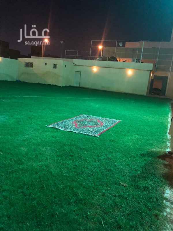 1623871 للايجار ايام عيد الاضحى المبارك
استراحه كبيره تتكون من قسمين قسم مجلسين كبيرين لكل قسم و ومشب لكل قسم وصالة طعام مشتركه مع مطبخ لكل قسم ودورتين مياه لكل قسم ومسطحات خضراءكبيره لكل قسم