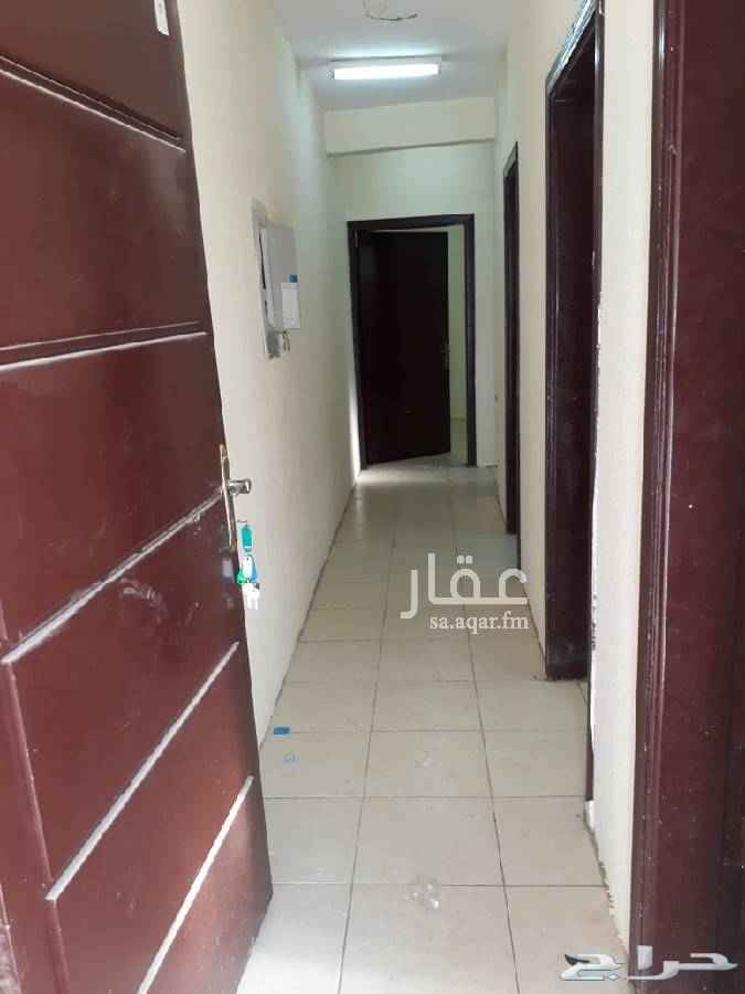 1722554 شقة غرفتين وحمامين ومطبخ دور علوي في منفوحة الجديدة قريبة لشارع الحجاز وقريبة لمستوصف الوطن عداد كهرباء مستقل