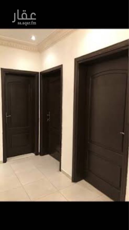 1663498 غرفتين واسعتين
حمام
مطبخ راكب حسب الصور
الربوة شارع الثلاثين بين المكرونة والستين
خلف محلات البوقري
قريبة من جميع الخدمات مطعم صيدلية بقالة
الحارس على مدار الساعة
انور 0506071464