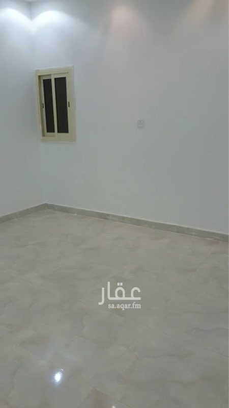 1403657 شقة جديدة في الشرايع مخطط2 مكونة من 4 غرف وصالة و مطبخ و 2 دورات مياة
شقتين في كل دور
المالك ساكن في نفس العمارة
الاتصال على هذا الرقم
عاطف مليباري
0565514086