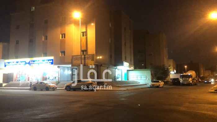 1379031 محلين مفتوحة على بعض على شارعين الاول غربي بعرض 32م والثاني شمالي بعرض 70م على ممشى التنعيم مناسب جداً كمحل مكسرات او ايس كريم