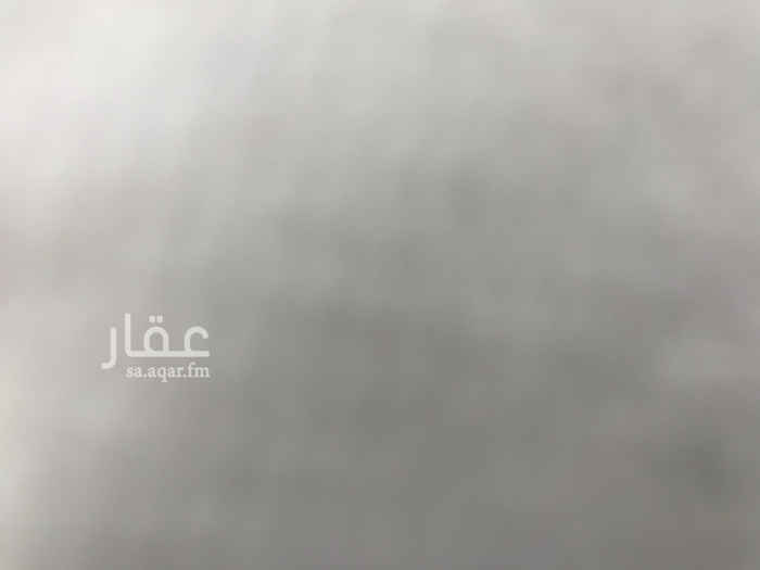 1549043 المبنى يقع في منطقة الباحة محافظة العقيق المبنى يقع على شارع تجاري 32 مزدوج المبنى جديد ولم يستخدم المبنى عبارة عن صالات مفتوحة بمساحات مختلفة المبنى مخدم بعدد اثنين فناء بمسطحات اجمالية 5600 المبنى يصلح ان يكون كليات اومعاهد اومكاتب ادارية او مدرسة أهلية او نوادي رياضية او معارض اومطاعم.