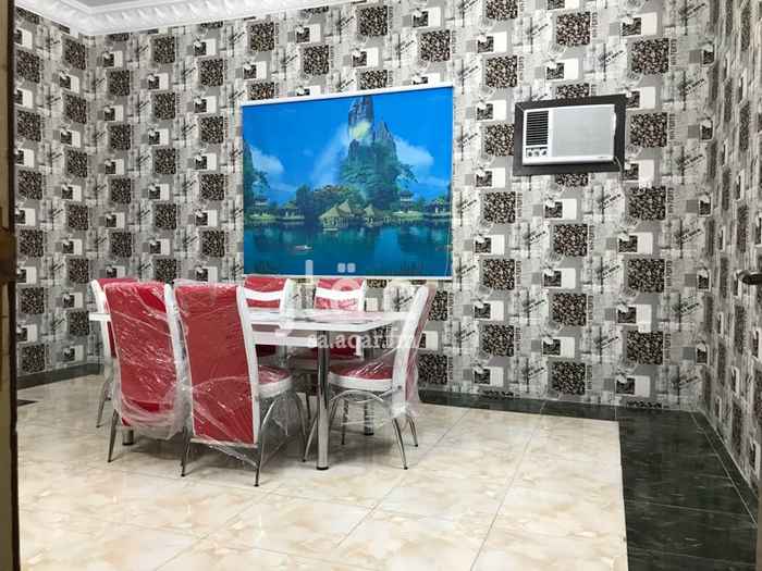 984808 للاجار بشهر في الصيف فقط وتكون عايله صغير ه
فله راقية جدا وثاث راقي vib وحي مميز وراقي جدا مايتجاوز عشر. فلل الطايف الحوية. جنب شركة دلة قبل اشارة شارع الستين 500 متر مدخل خاص للحي