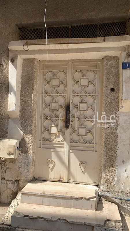 1560787 بيت قديم للبيع بجرول بالقرب من شرطة جرول سابقاً
المساحة ٦١م
الصك اكتروني
المبلغ المطلوب خمسمائة الف ريال قابل للتفاوض ،،
مكتب الهجرة الراقي للعقار
أبو إياد 0555526763