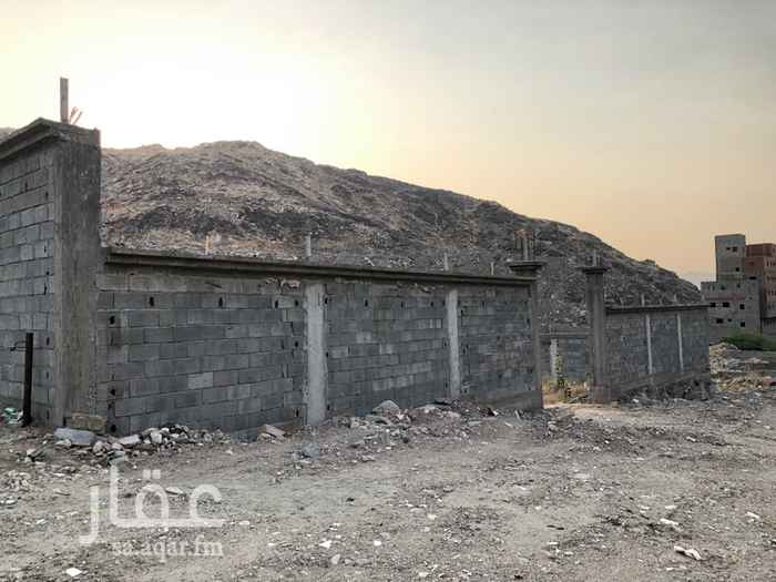 1752270 ارض محوشة (استراحة) وفيها غرفتين ومطبخ وحمامين عظم مسلح
على شارعين ش15 ش10
مطلوب 200 ألف
الأرض بوثيقة