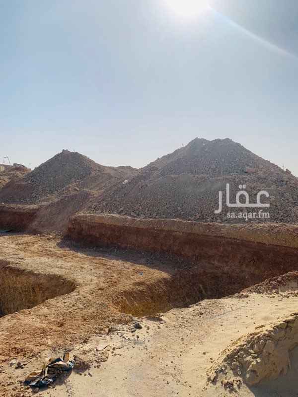1664492 يوجد دفان لمن يريده يتصل على جوالي 0555554167