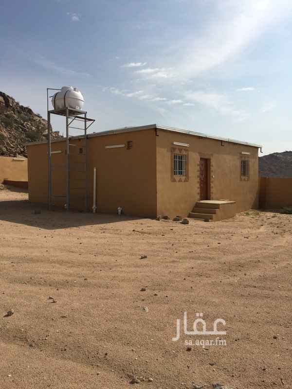 1464775 استراحه مكونه من غرفتين ومطبخ ودورتين مياه