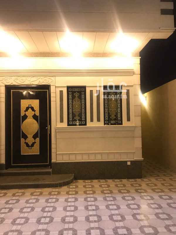 1703853 فيلا للبيع
التصميم درج داخلي مع شقتين
المساحة/ 400 متر مربع
الواجهة / شرقية
الموقع/ حي القدس -مخطط الراجحي
الشارع /20
مكونات الفيلا
الدور الارضي
مشب خارجي
مدخل
مجلس رجال
مقلط
دورة مياه ومغاسل
صاله
مجلس حريم
غرفة كبار سن
دورة مياه
مطبخ مع مستودع داخلي
غرفة سائق
الدور الثاني
غرفتين ماستر مع دورات مياه
غرفتين بينهم دورة مياه خارجيه
الدور الثالث
غرفة خادمه مع دوره مياه وغسيل
الشقق
شقه دور ثاني
مجلس
صاله
غرفتين نوم
دورتين مياه
ومطبخ
شقه دور ثالث
شقه دور ثاني
مجلس
صاله
غرفتين