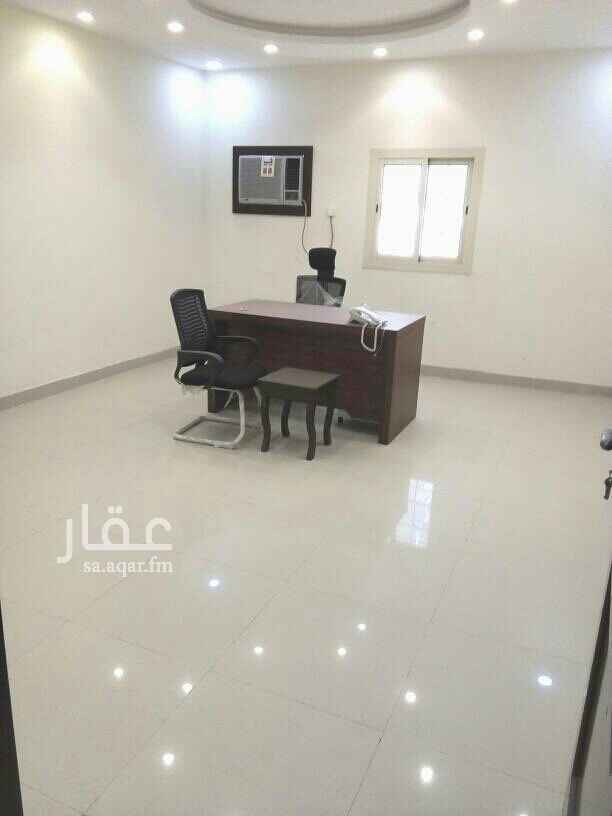 1500353 مكاتب الإيجار
داخل حد الحرم
على شارع رئيسي