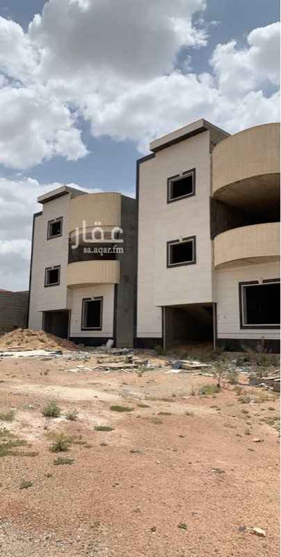 1571897 فلتين دوبلكسات للبيع ب ثلاث عدادات كهرباء و مجالس خارجية بناء شخصي على 3 شوارع
وحدة من الفلل دورين و ملحق يعني 3 ادوار
و الفيلا الاخرى دورين فقط
الدور الارضي مجالس و استقبال و الدور العلوي غرف نوم
المجالس خارجية عبارة عن اربع غرف و 3 دورات مياة
مساحة الارض الاجمالية 1500 متر مربع
الموقع السيل الصغير ذوي حجي تبعد عن خط مكة السيل 700 متر قريبة من الخط السريع المؤدي لمكة حيث ان مكة تبعد 70 كيلو متر
عليها سوم من شايف وحايف 600 الف ريال وراعيها ماله له حد يطلب من الله الزود