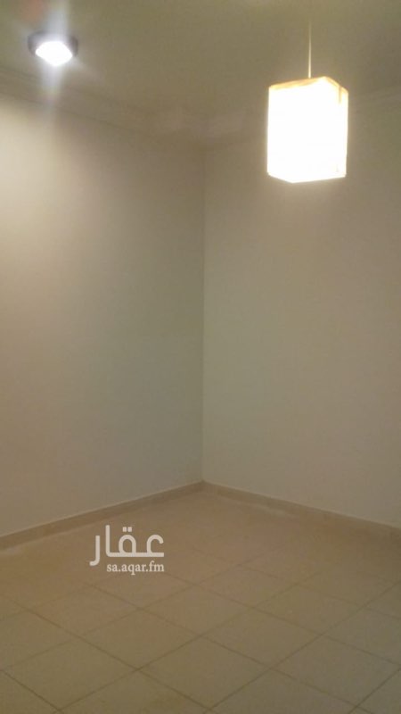 1596307 للايجار ثلاث فتحات تجارية شارع انطاكياء
موقع ممتاز. وحي قريب من الحمراء وقريب من محطة القطار
